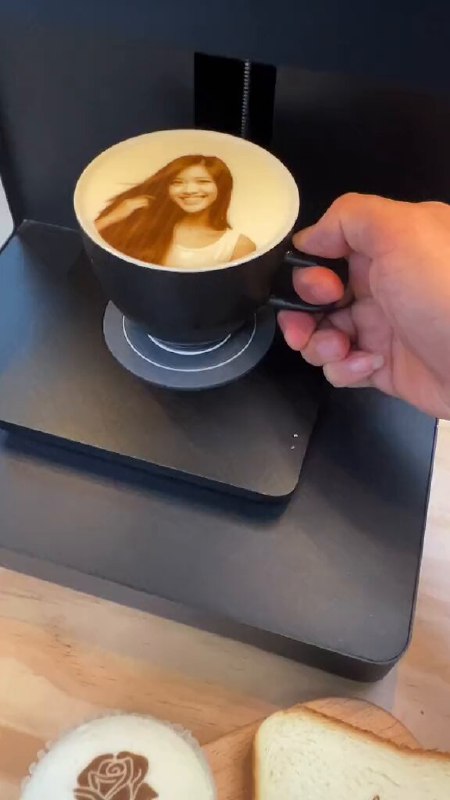 出埃及记 (@hu_lalalalala) on X